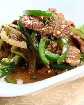 Говядина по-сычуаньски с зеленым перцем