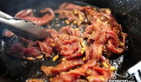 говядина с горошком