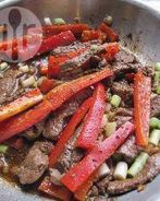 Говядина стир-фрай с зеленым луком