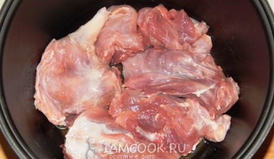 кролик в сметане в мультиварке