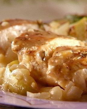 Куриное филе с яблоками