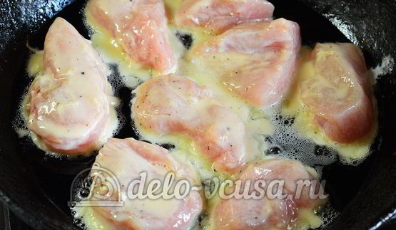 куриное филе в кляре на сковороде