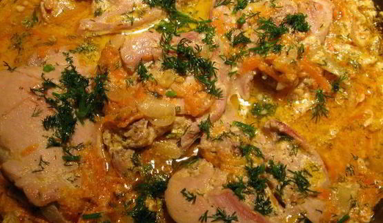 куриные бедрышки в сметанном соусе с укропом