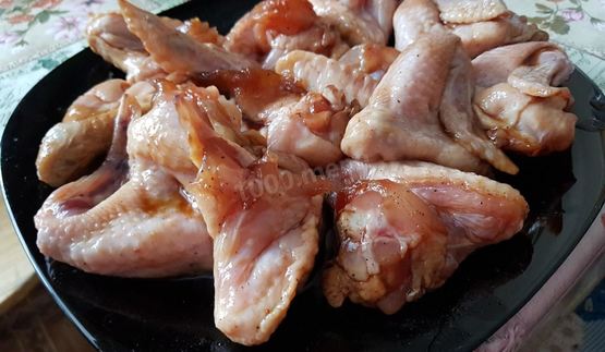 куриные крылья в сладко-соленом соусе в микроволновке
