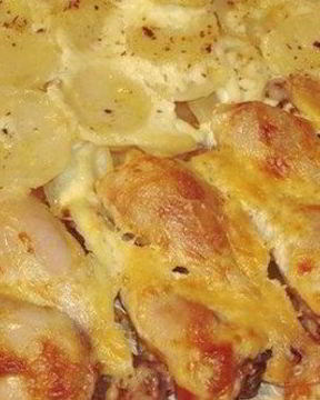Куриные ножки, запеченные с картофелем в духовке