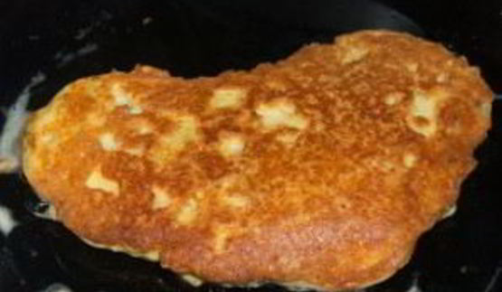 куриные отбивные с начинкой, жаренные в кляре