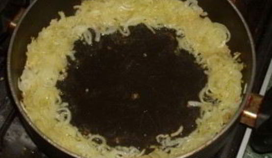 курица в пиве на сковороде