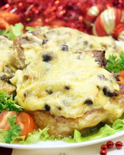Рецепт отбивных с грибами и сыром праздничное настроение