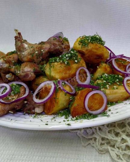 Рецепт поджаренного кролика с картошкой и зеленью