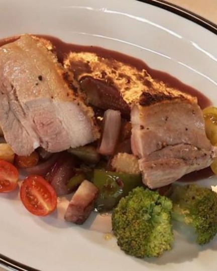 Рецепт свиной грудинки, запеченной с гвоздикой