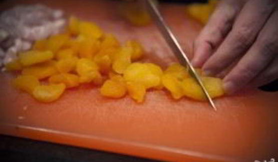 свинина с абрикосами