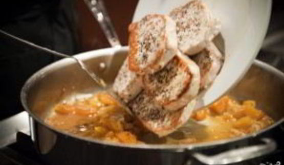 свинина с абрикосами