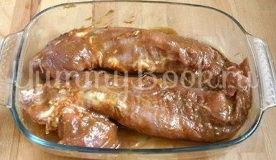 свинина с медом запеченная в маринаде
