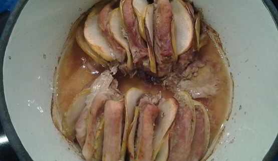 свинина с яблоками