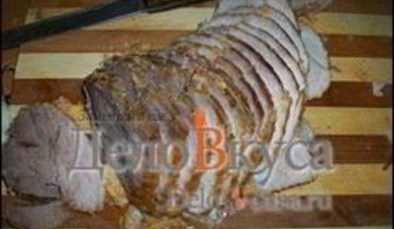 свинина в соусе из сельдерея с томатами и белым вином