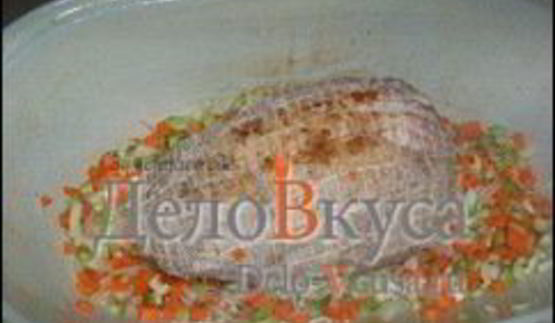 свинина в соусе из сельдерея с томатами и белым вином