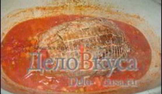 свинина в соусе из сельдерея с томатами и белым вином