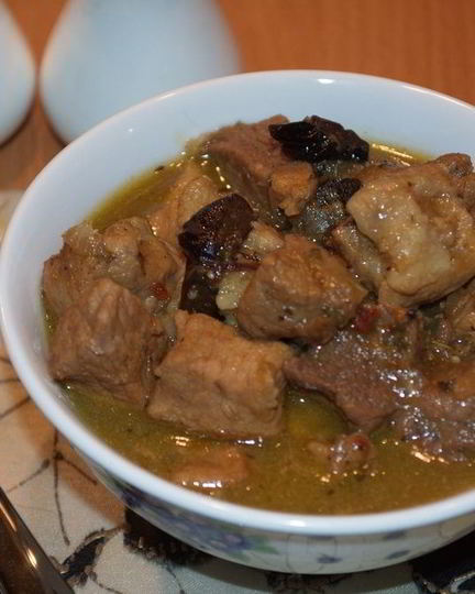 Рецепт свинины в винном соусе