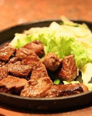 Свинина, жареная кусочками