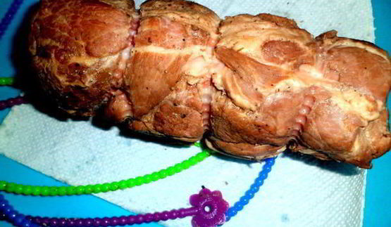 свиной рулет в маринаде