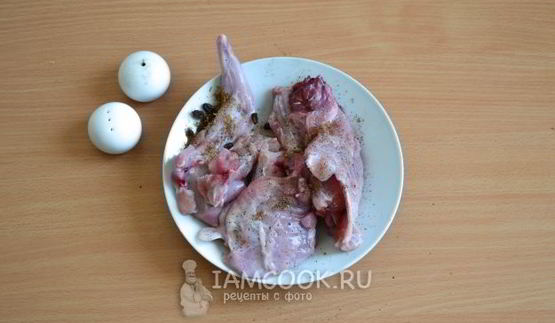 тушеный кролик с картошкой в мультиварке