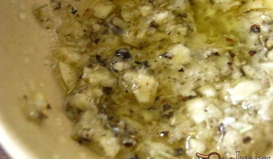 запеченные куриные грудки с розмарином и чесноком