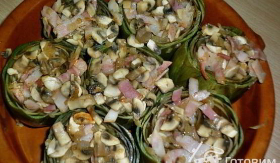 артишоки фаршированные грибами и беконом