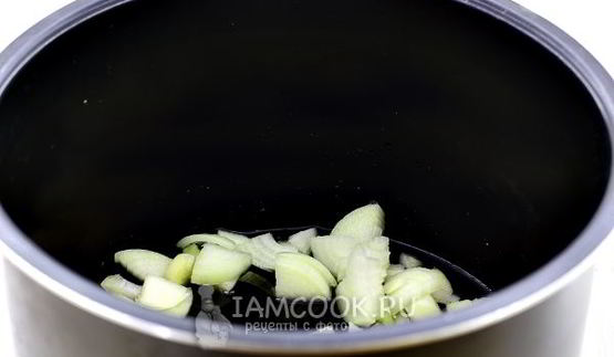 баклажаны, тушенные в мультиварке-скороварке