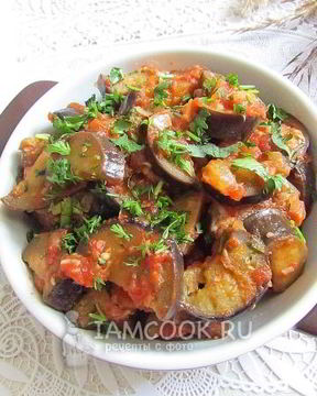 Баклажаны тушеные в томате