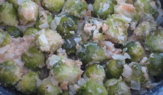 брюссельская капуста с пармской ветчиной