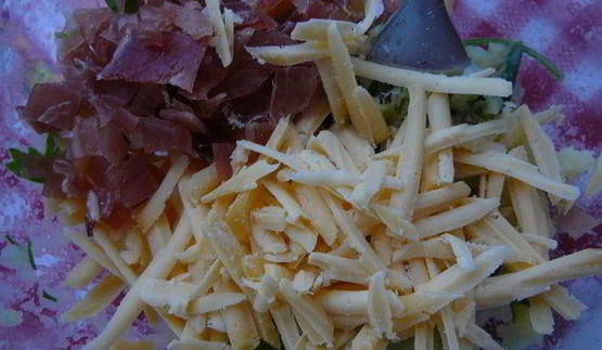 дважды запеченный картофель с двумя начинками