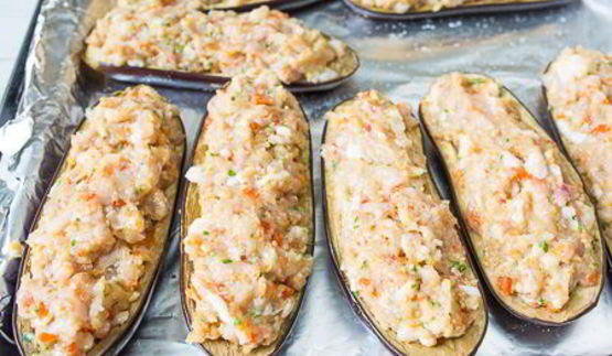 фаршированные баклажаны с курицей и овощами