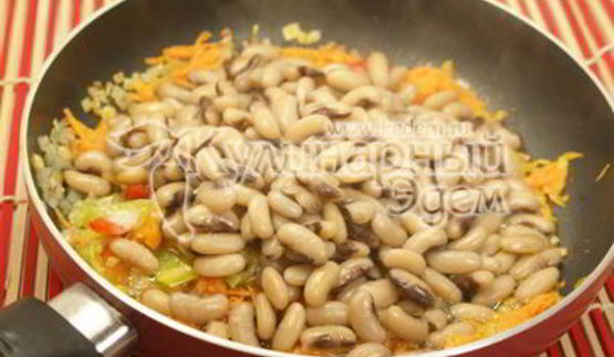 фасоль с овощами