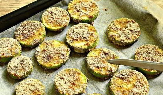 кабачки в панировке