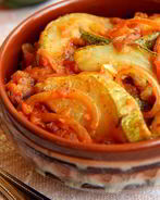 Кабачки в томатно-луковом соусе