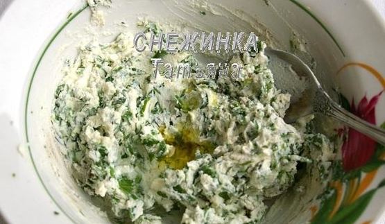 печеный картофель, фаршированный начинкой из рикотты, шпината и зелени