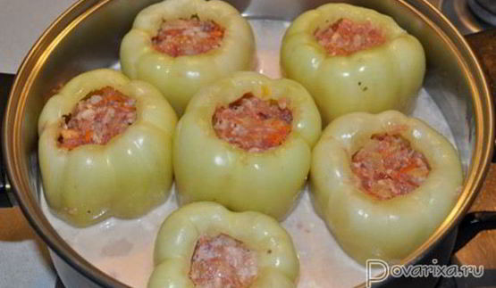 перцы, фаршированные мясом с овощами
