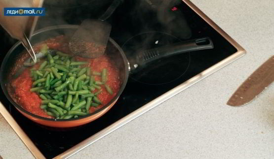 стручковая фасоль в томатном соусе