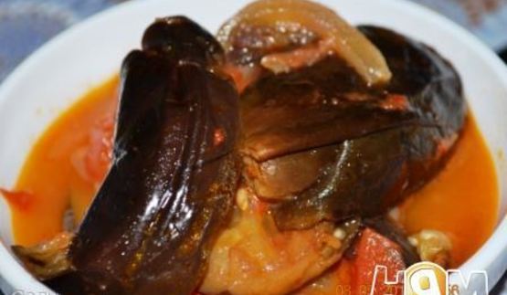 сырдаг — жареные баклажаны с помидорами