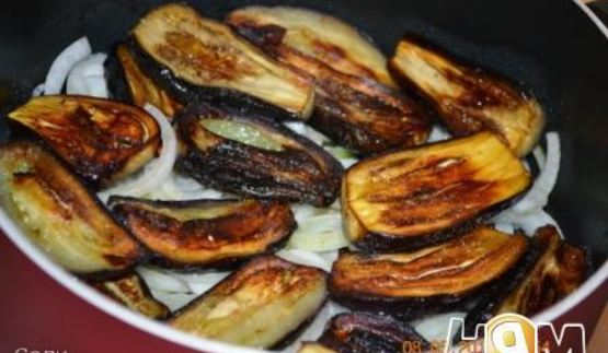 сырдаг — жареные баклажаны с помидорами