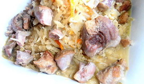 томленая капуста с рулькой по-эстонски