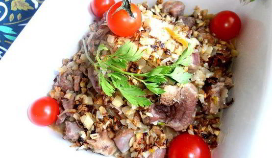 томленая капуста с рулькой по-эстонски