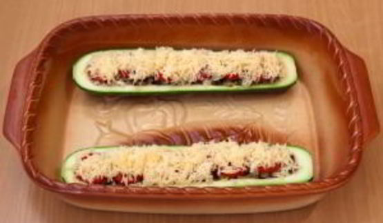 цуккини, фаршированные грибами