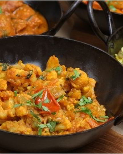 Рецепт цветной капусты с картофелем в специях карри