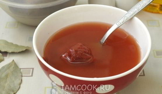 тушеная картошка с говядиной в кастрюле