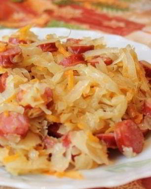 Тушеная кислая капуста по-немецки
