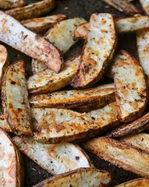 Запеченный картофель дольками