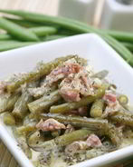 Зеленая фасоль с беконом и каштанами