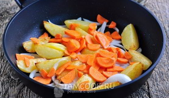 жареные баклажаны с картошкой