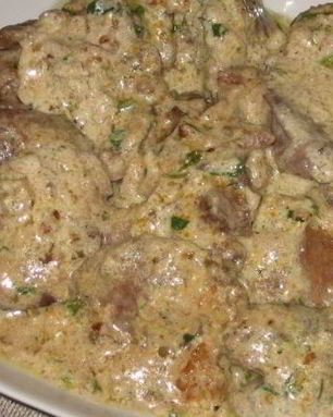 Куриная печень в сметане
